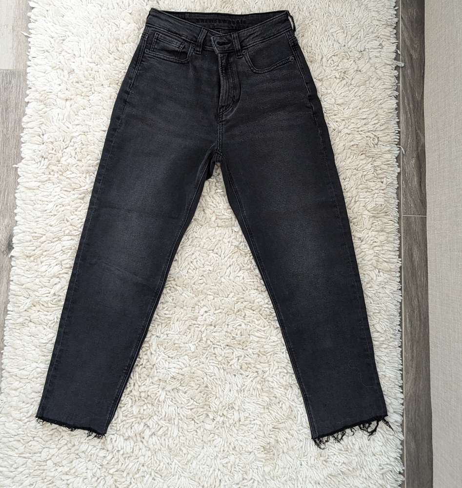American Eagle Outfitters Black Cropped Ankle Jeans
